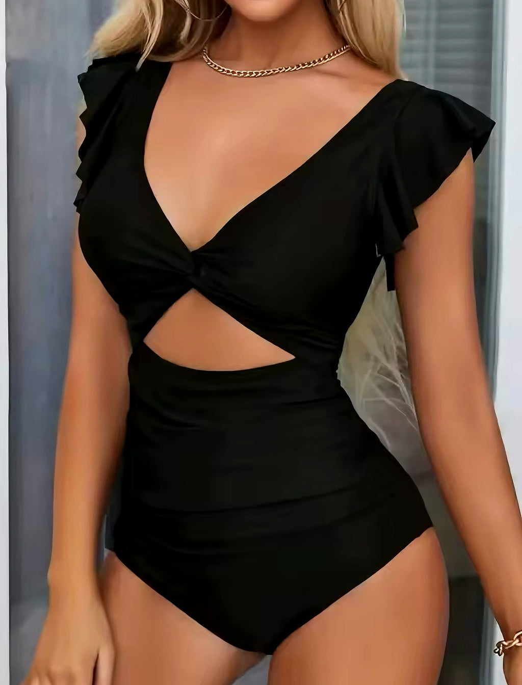 Cut-Out Ruffle Swimsuit 😎
